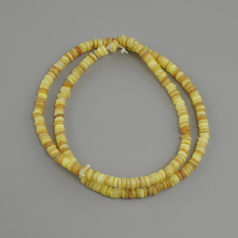 Mother-of-Pearl Skarfarka pearl beads rondelle, 4x1.5–2 mm, length 38cm on thread