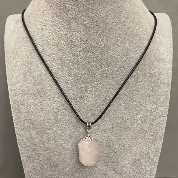 Pendant Pink Quartz faceted, diameter 20-21x15mm ± on faux leather cord 60cm + 5cm chain