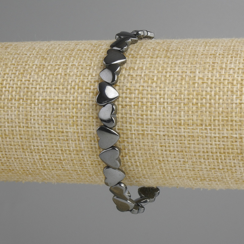 Hematite bracelet Heart, diameter 8×8 mm ±, length 18 cm ± stretch
