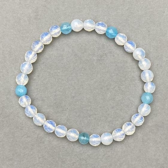 Opalite Aquamarine bracelet faceted bead 6mm±, length 18cm± stretch