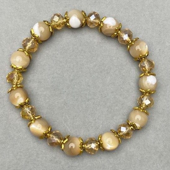 Bracelet Mother-of-Pearl smooth bead 8mm ± Czech crystal rondelle 8x6mm ± length 18cm ± stretch