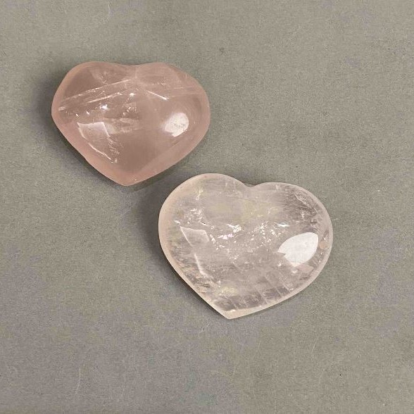 Pair Hearts Pink Quartz souvenir natural stone, diameter 45-48x35-40mm ±85g