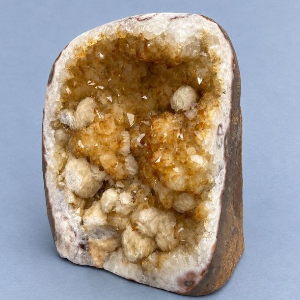 Natural Citrine Geode Cluster souvenir stone, dimensions ~106×94×72 mm ± weight 827 g