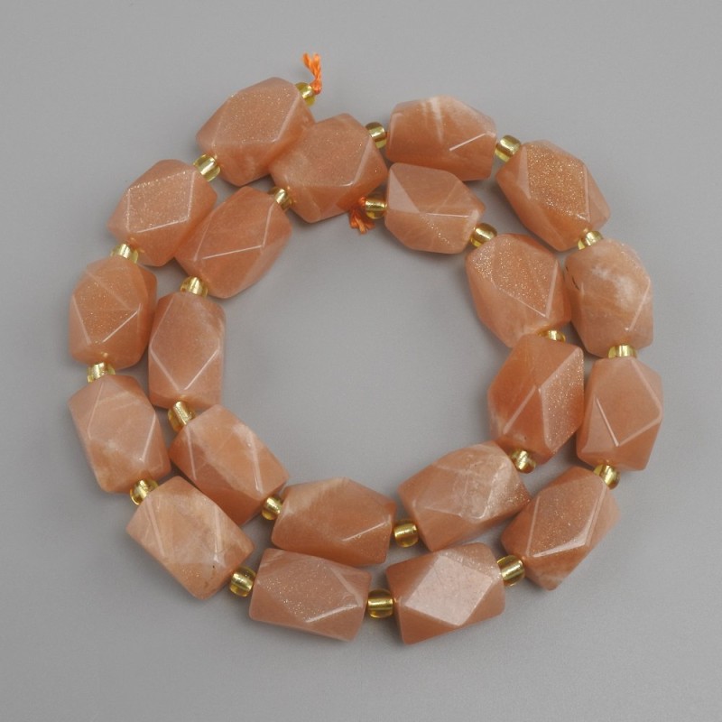 Selenite beads faceted prism, diameter 15-16x10-11mm+- seed beads 3mm+-, length 38cm+-