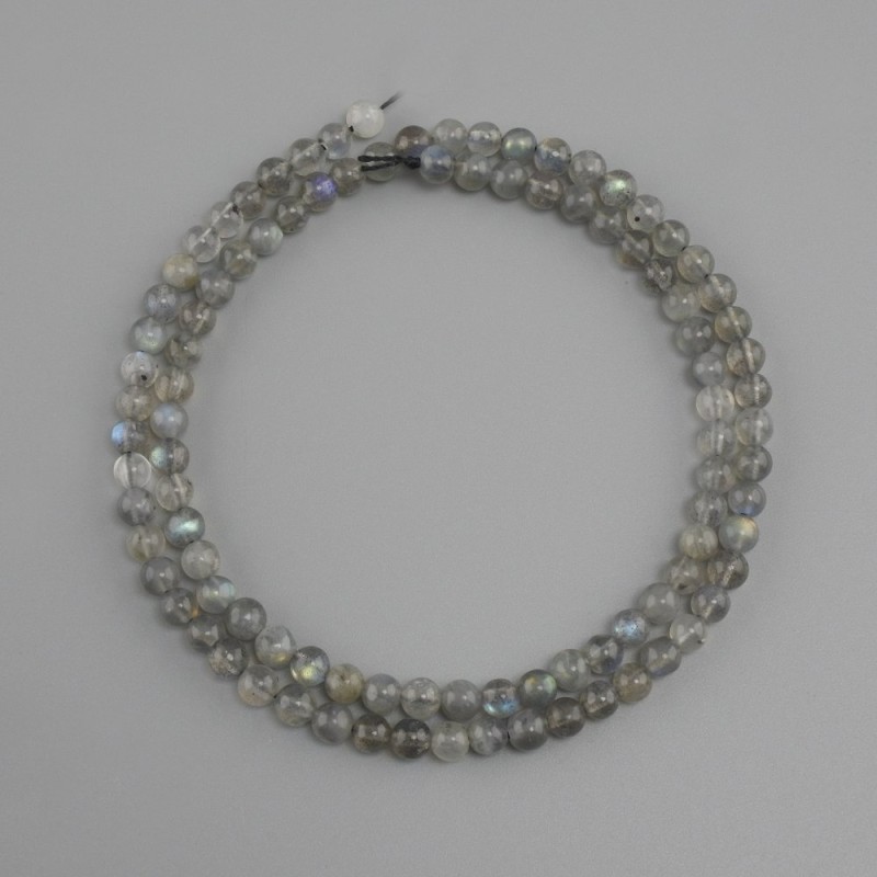 Labradorite beads smooth round bead, diameter 4 mm +/-, thread length 39 cm +/-