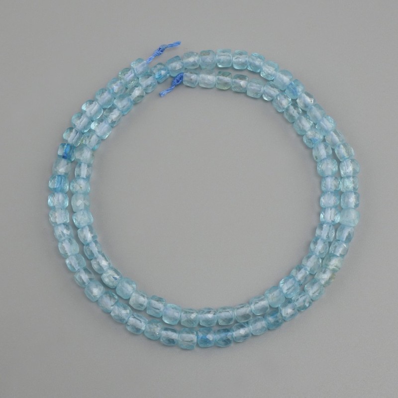 Topaz faceted cube beads, diameter 4.5×4.5 mm+-, length 39 cm+-