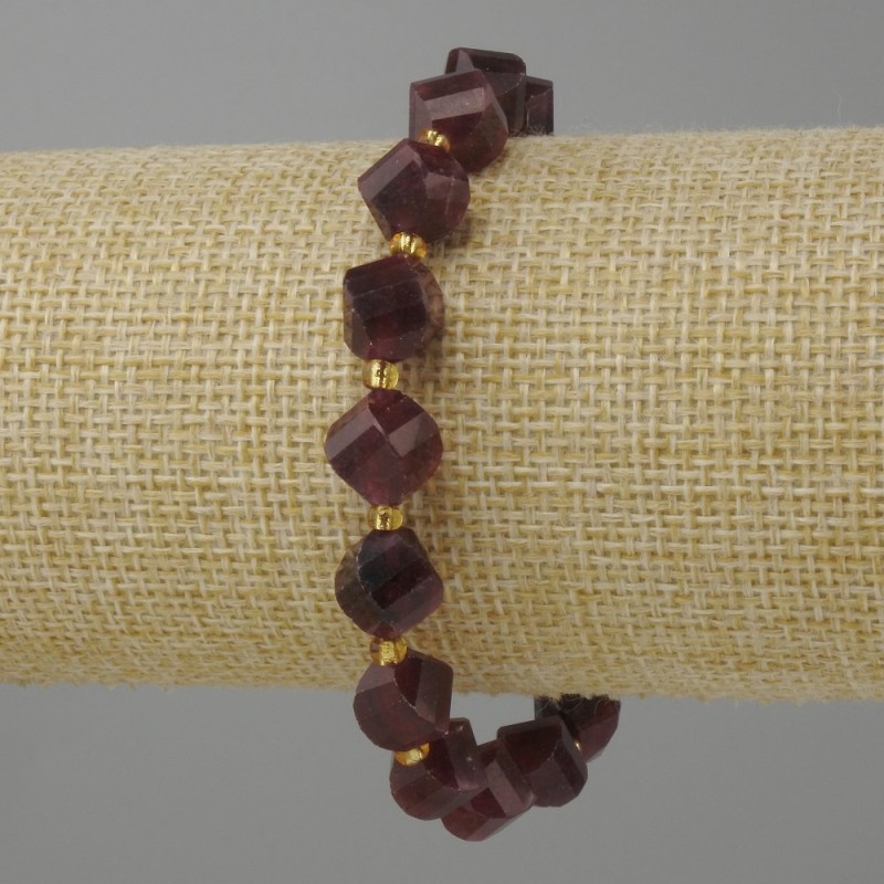 Bracelet Tourmaline Rhodolite faceted rhombus, diameter 10x8mm± beads 3mm±, length 18cm± stretch