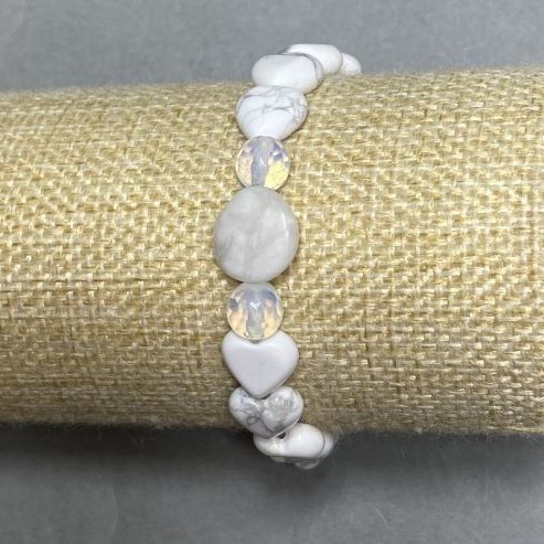 Bracelet Chalcedony Heart 10mm+-, Adular Tumbled 12mm+-, length 18cm +- stretch