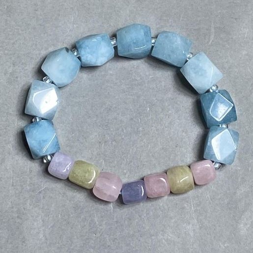 Aquamarine bracelet faceted pieces, 12×10mm ± Morganite cube 7.5mm ±, length 18cm ± stretch