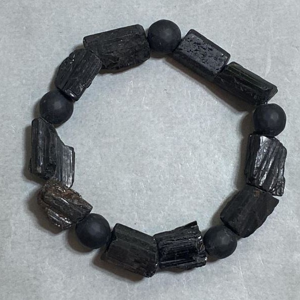 Bracelet Tourmaline Schorl unprocessed stone, diameter 14-16×11mm ± Shungite bead 10mm ±, length 18cm ± stretch