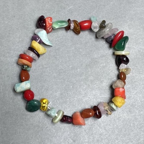 Bracelet Agate Coral Amazonite tumbled chips 6–13x2–6mm ±, length 18 cm ± on stretch