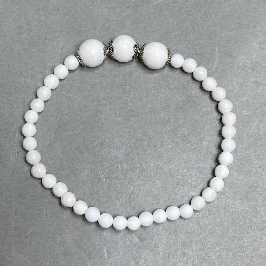 Agate bead bracelet 4.5–8 mm+- , length 18 cm +- stretch