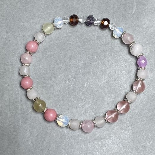 Bracelet Pink Quartz Opalite Chalcedony bead 6mm +- , length 18cm +- stretch