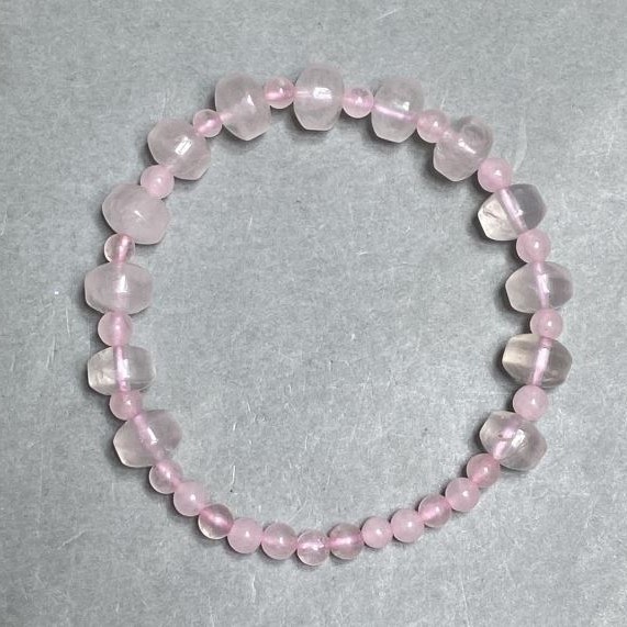 Bracelet Pink Quartz round bead 4.5 mm+- rondelle 9x7 mm+- , length 18 cm +- on stretch