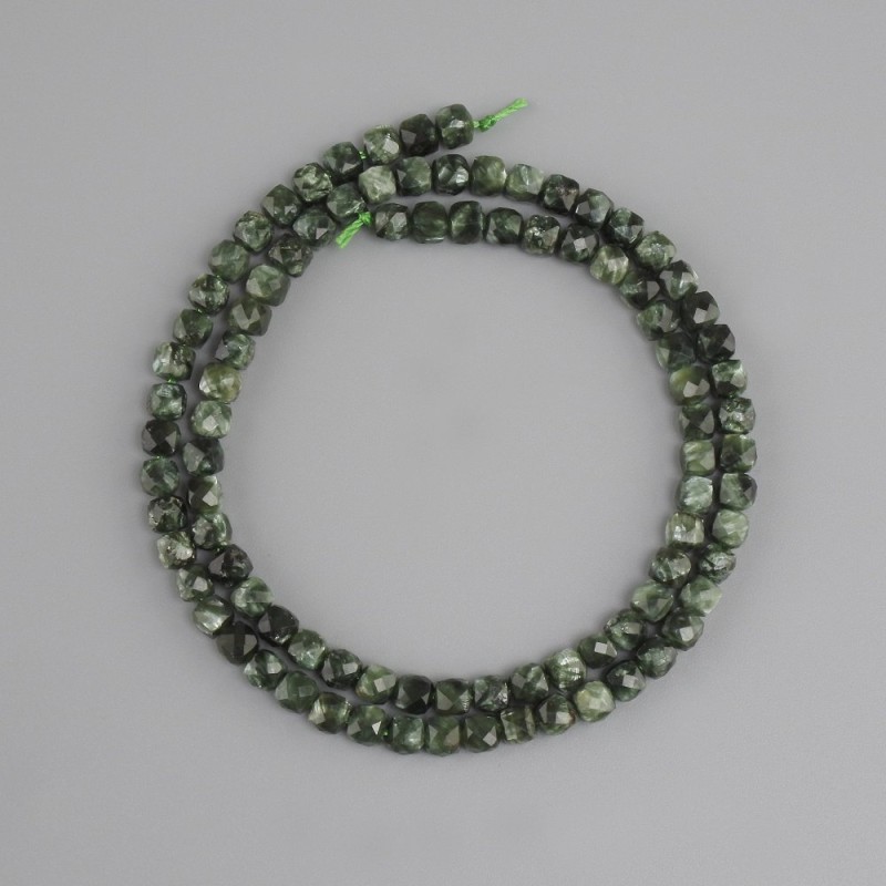 Seraphinite beads faceted cube 4x4 mm +/-, length 37 cm +/-