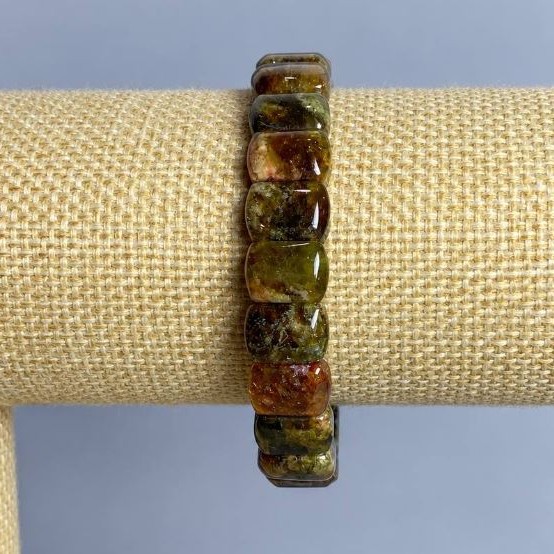Green Garnet Grossular bracelet natural stone smooth link, 12×8 mm, 5 mm ±, length 18 cm ± stretch