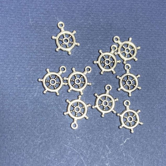 (20mm) Findings Pendant "Ship's Wheel" pack 20g +/-22pcs