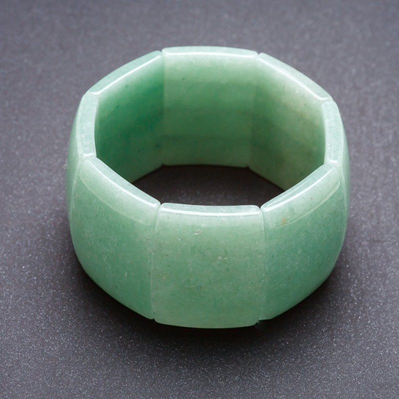 Elite Jade Bracelet on Elastic Rectangular links 4x2, 8cm