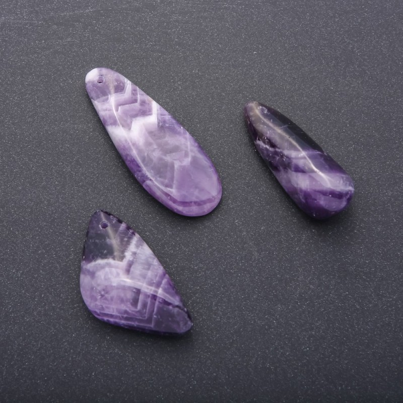 Pendant natural stone Amethyst, length 5cm (+-), assorted