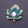Brooch "Maple Leaf" 4×3.5cm, Enamel, Gold-Coloured Metal