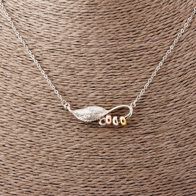 Leaf Pendant on Anchor Chain, length 52cm, diameter 2x1.7cm, silver-tone metal