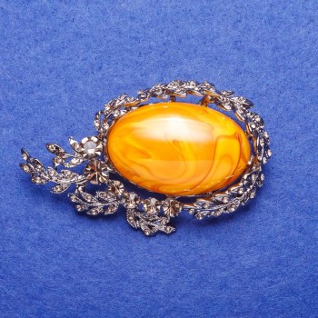 Brooch "Amber" in "Droplet Silver"