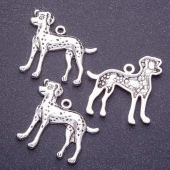 Dog Pendant Finding, length 9mm, hole diameter 1.5mm, colour silver, pack 20g +/- 7pcs