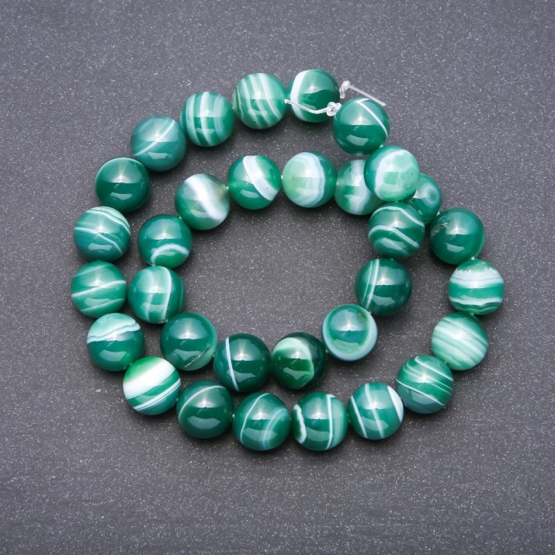 Green Eye Agate Beads, diameter 12mm on strand, length 37cm