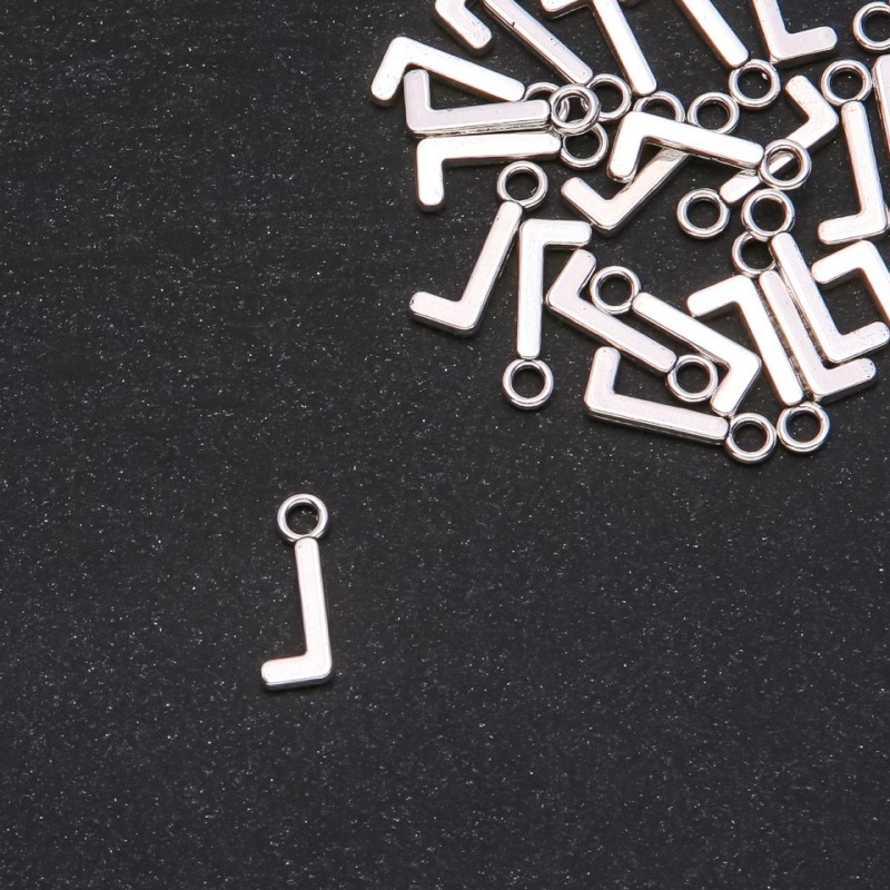Pendant hardware Letter "L" 17×7mm packaging 20g (+- 30pcs)