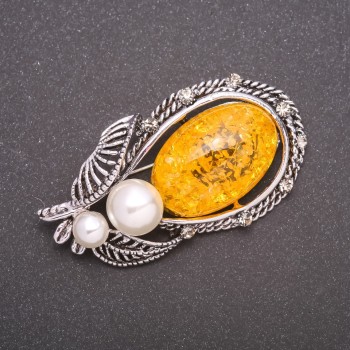 Brooch Amber (single) Metal colour: grey 62×35mm