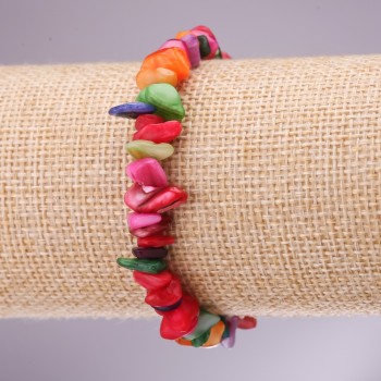 Bracelet of natural multicoloured mother-of-pearl, chip on elastic, diameter 5-8mm, length 18cm