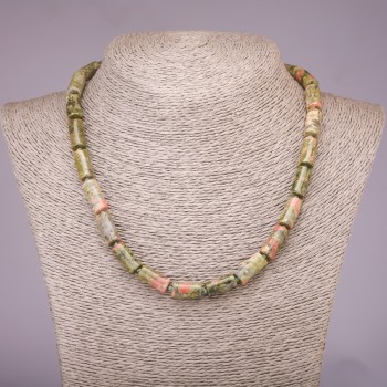 Necklace of Natural Stone heliotrope unakit cylinder, 8x17mm diameter, length 45cm