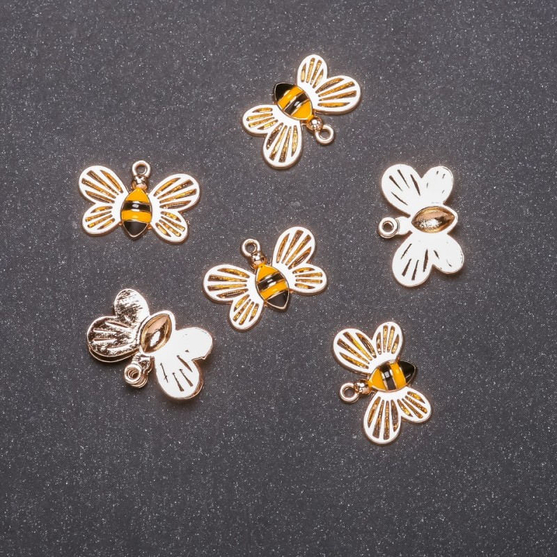 Pendant Finding "Bee", 17mm Diameter, 11mm Length, Yellow Metal, Pack of 6