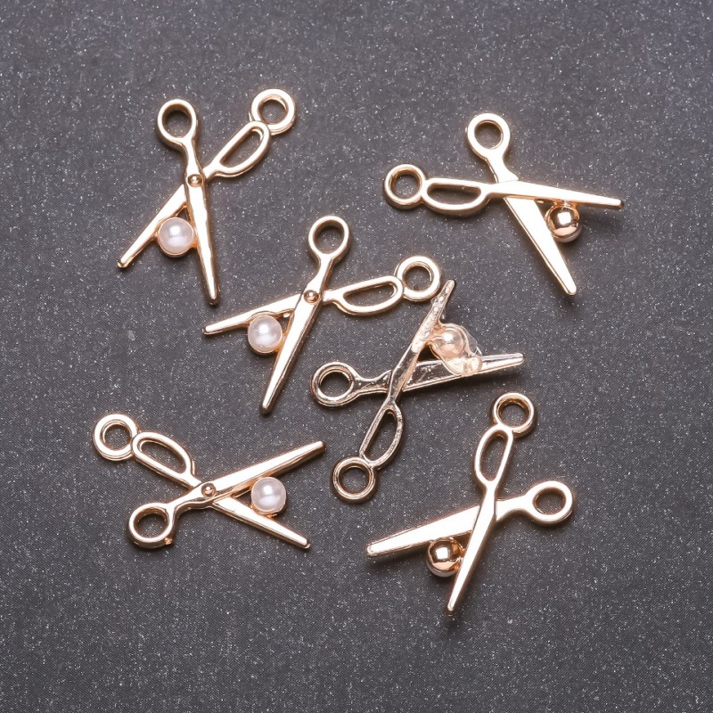 Pendant 'Scissors' in Yellow Metal, 13mm Ø x 23mm L, packaging 6 pcs