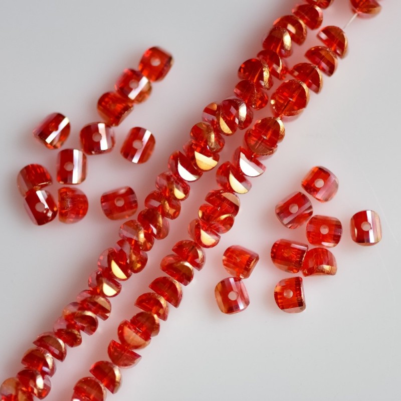 Crystal beads in Swarovski style red with gold coating “gasoline” diameter 2.5×4 mm, thread length 48 cm