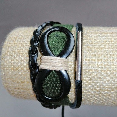 Children's Bracelet 'Infinity' Green on Drawstring