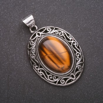 Pendant with Natural Tiger's Eye Stone in antique-style setting 33×40×52 mm