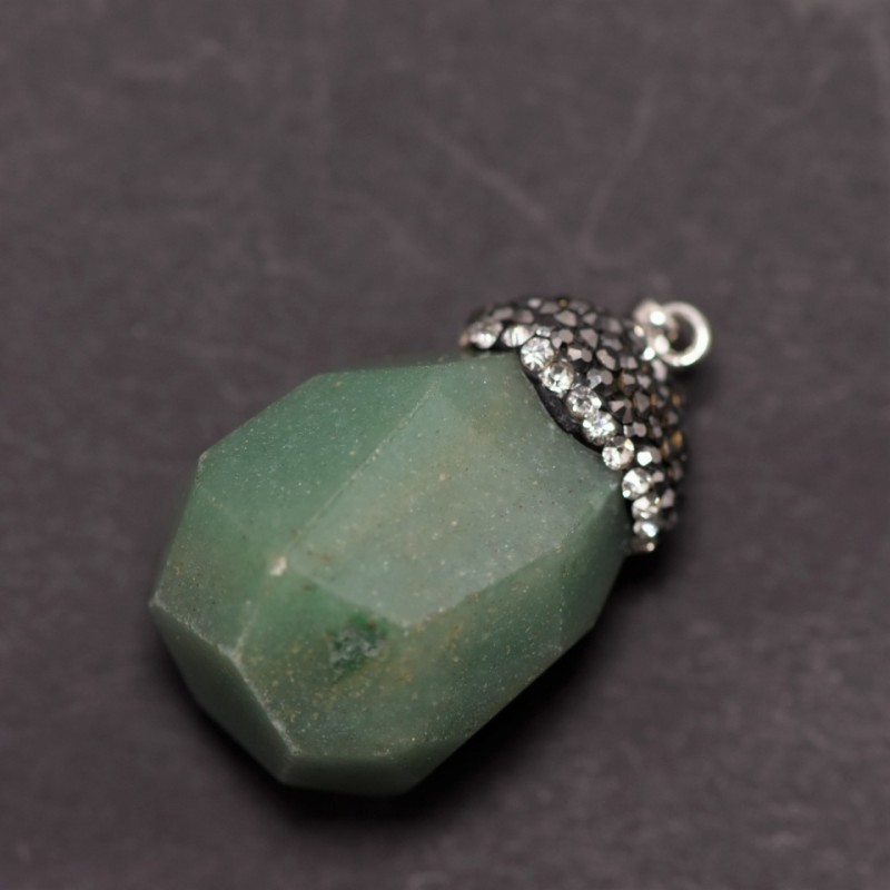 "Acorn" Pendant with Natural Jade Stone 24x36x40+/-mm