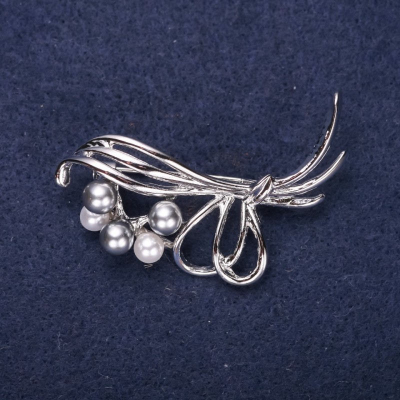 Sale! Clearance Bouquet Brooch with Pearls Grey White 50x22mm Silver-tone Metal