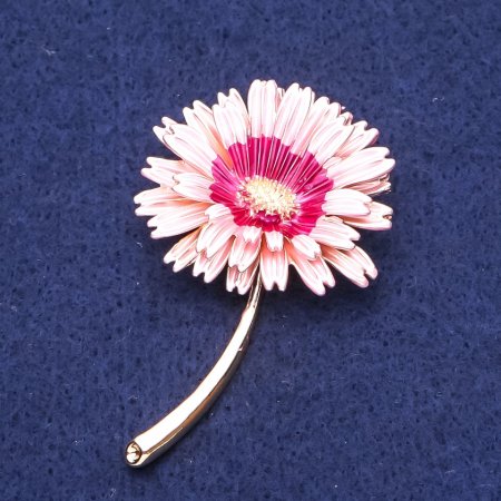 Daisy Flower Brooch, 56x34mm