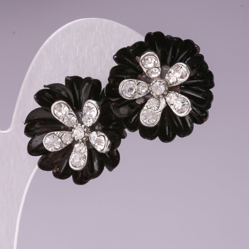 Ear studs "Black Chrysanthemums" with a heart of crystals, metal under "silver", ? 23mm