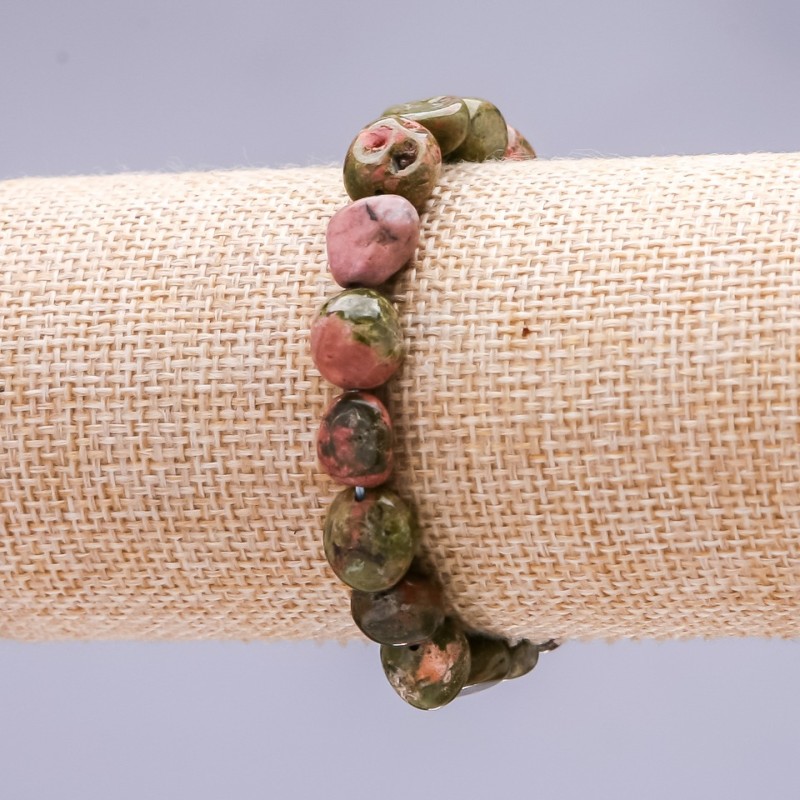 Bracelet on Elastic, Bloodstone (Heliotrope), Tumbled 10x12(+/-)mm
