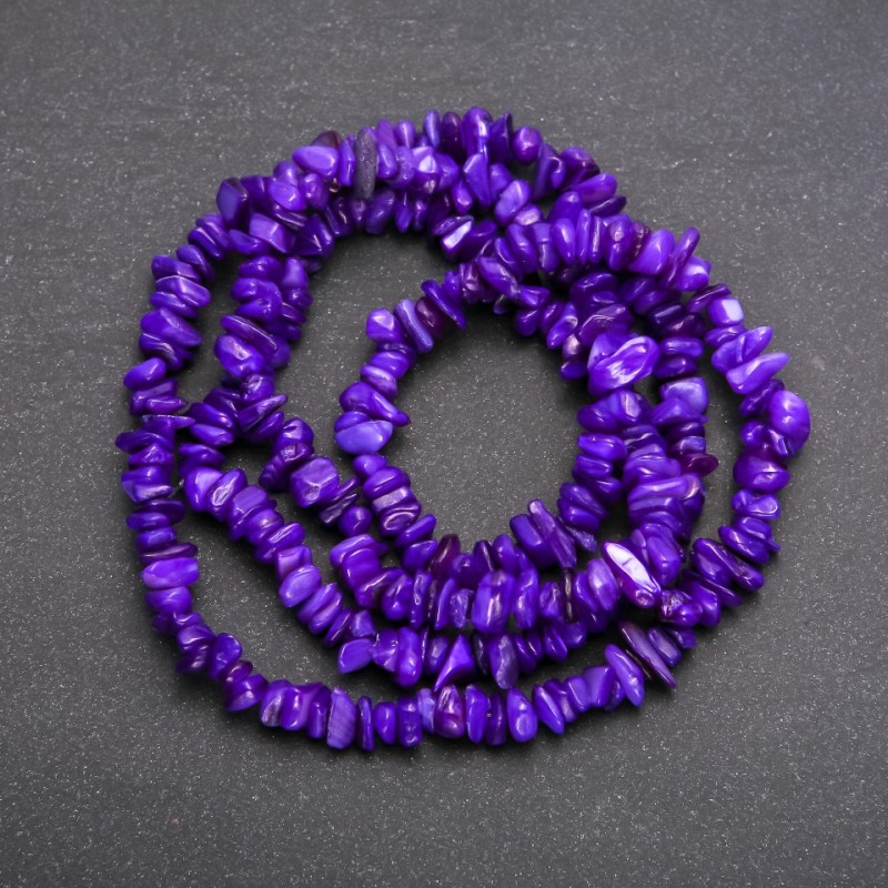 Beads on Fishing Line Tinted Mother-of-Pearl Chips, Diameter 7 (+/-) mm, Length 80cm