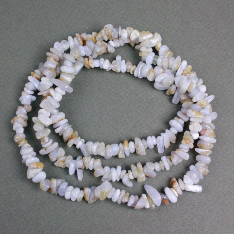 Beads Agate Blue (Blue Chalcedony, Sapphirine), natural stone chips, diameter 10x6-7x3mm +/-, length 80cm+/- on fishing line