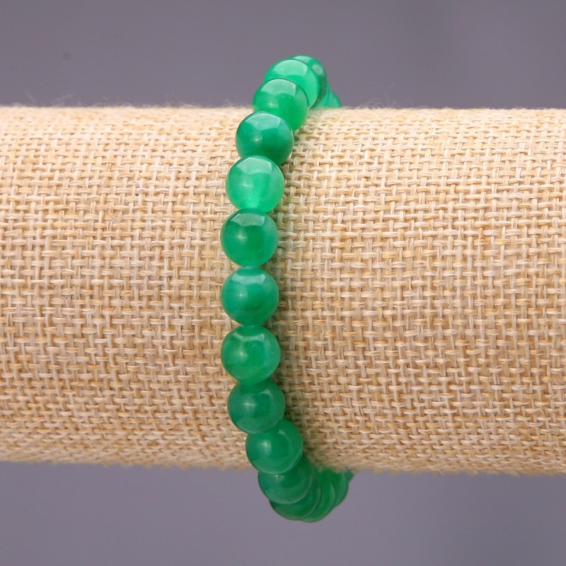 Synthetic Chrysoprase Bracelet, smooth round bead, diameter 8 (+-) mm on elastic, circumference 18cm