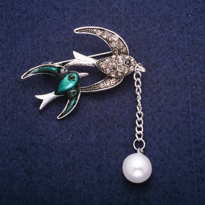 Sale! Birds Brooch, Enamel with Bead and Rhinestones, Grey Metal 32x41mm