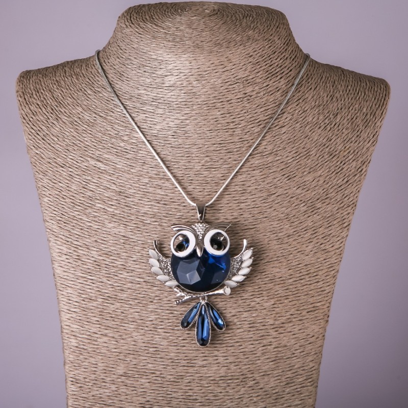 Chain Pendant Owl with Blue Crystal, diameter 53x63mm, length 75cm