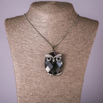 Chain Pendant Owl with Grey Crystal, diameter 35x52mm, length 75cm
