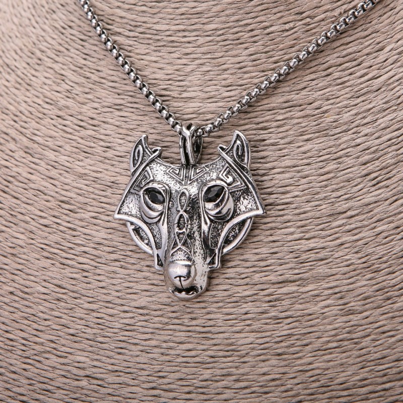 Wolf Head Pendant, 42x47mm, on Chain, Length 65cm, Silver-Coloured Metal
