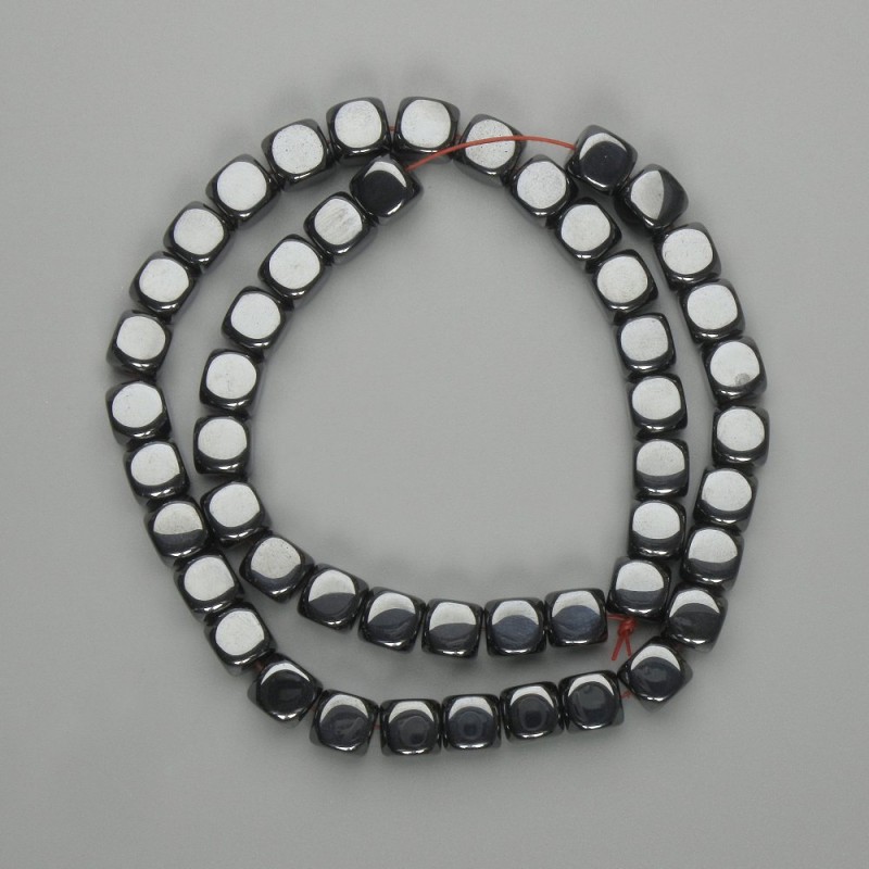 Hematite Beads on Thread Cube, Diameter 8x8(+-)mm, Length 40cm